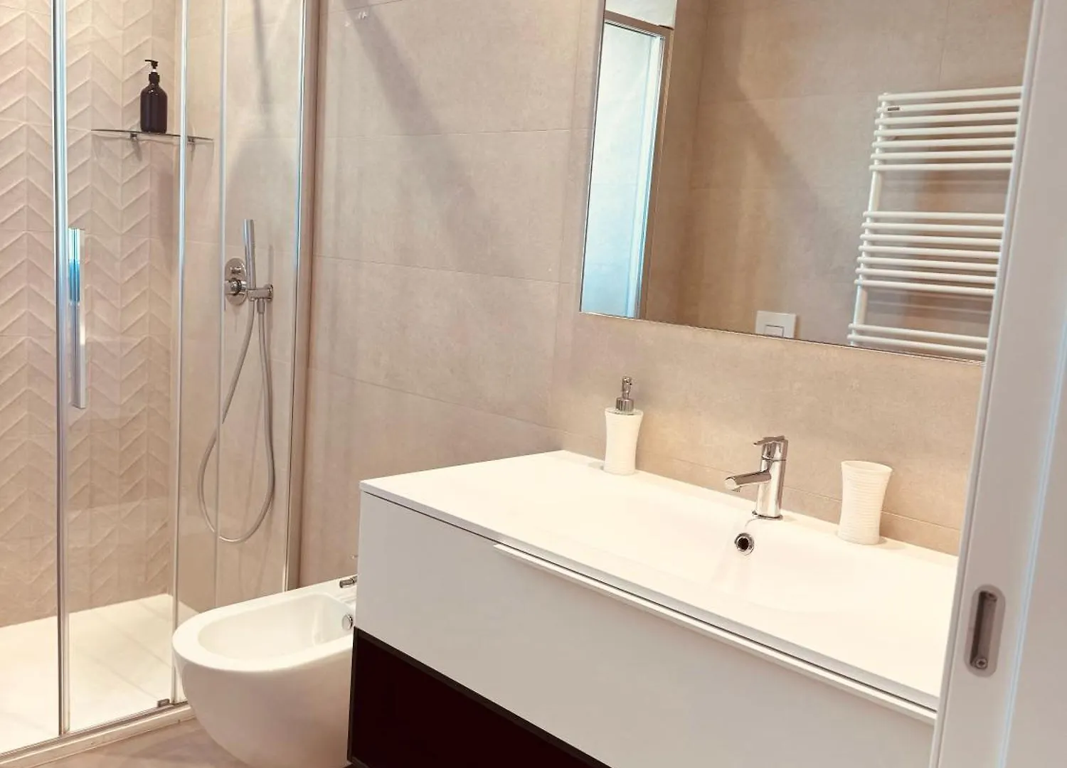 Marisabella Suite 6 巴里 公寓